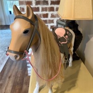 Our Generation by Battat - Palomino Paint Horse - 20" With Saddle